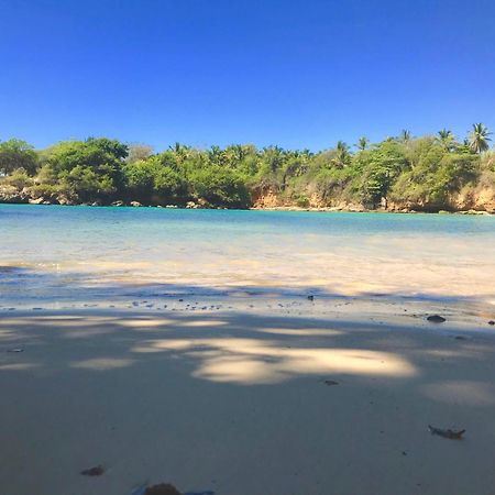 Hotel Restaurant Cyvadier Plage Jacmel Kültér fotó