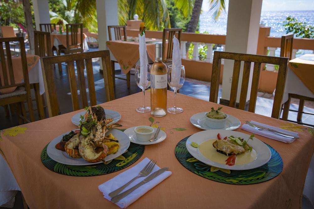 Hotel Restaurant Cyvadier Plage Jacmel Kültér fotó