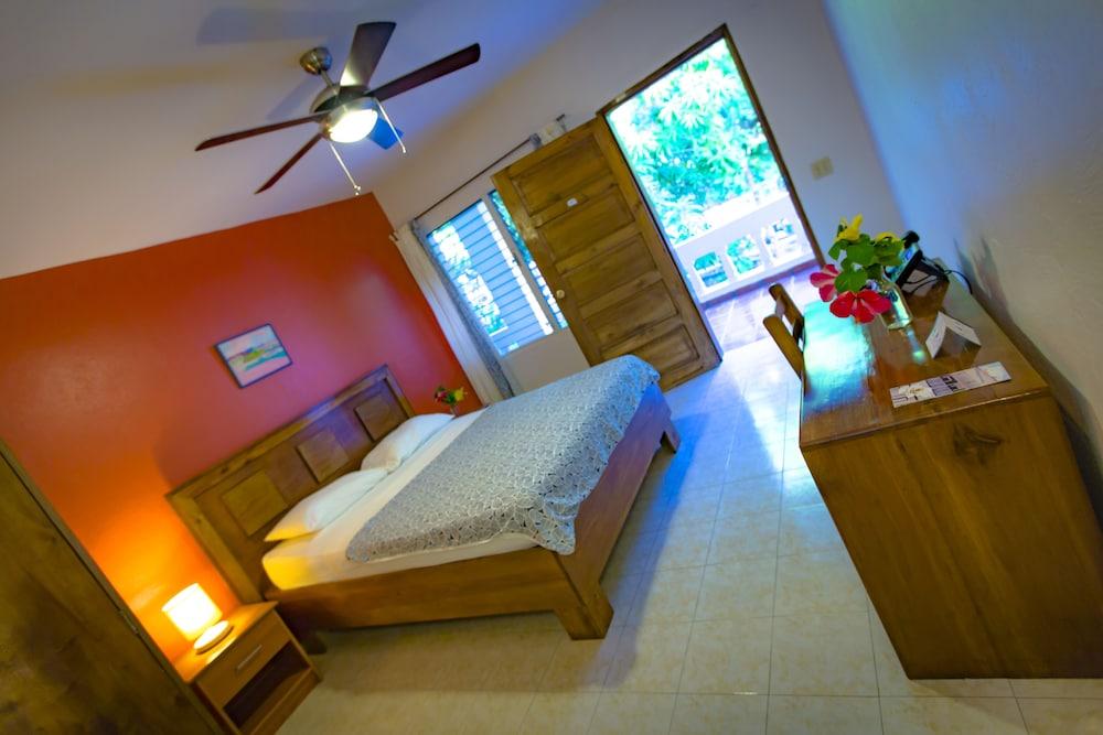 Hotel Restaurant Cyvadier Plage Jacmel Kültér fotó