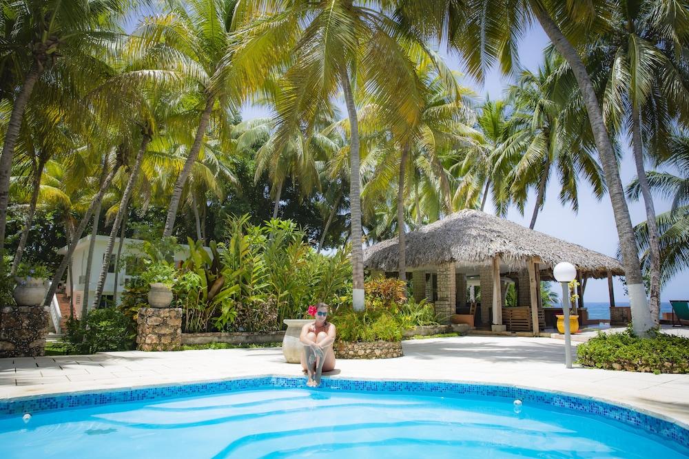 Hotel Restaurant Cyvadier Plage Jacmel Kültér fotó