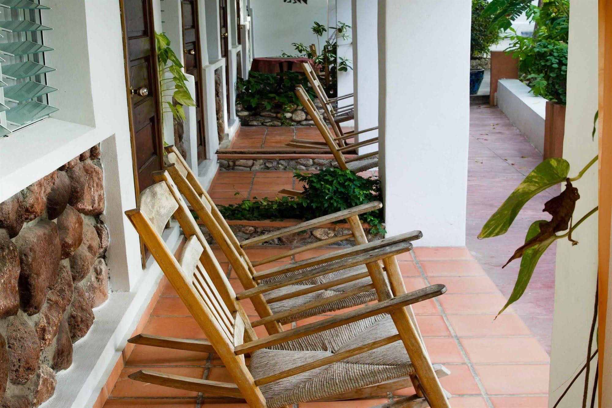 Hotel Restaurant Cyvadier Plage Jacmel Kültér fotó