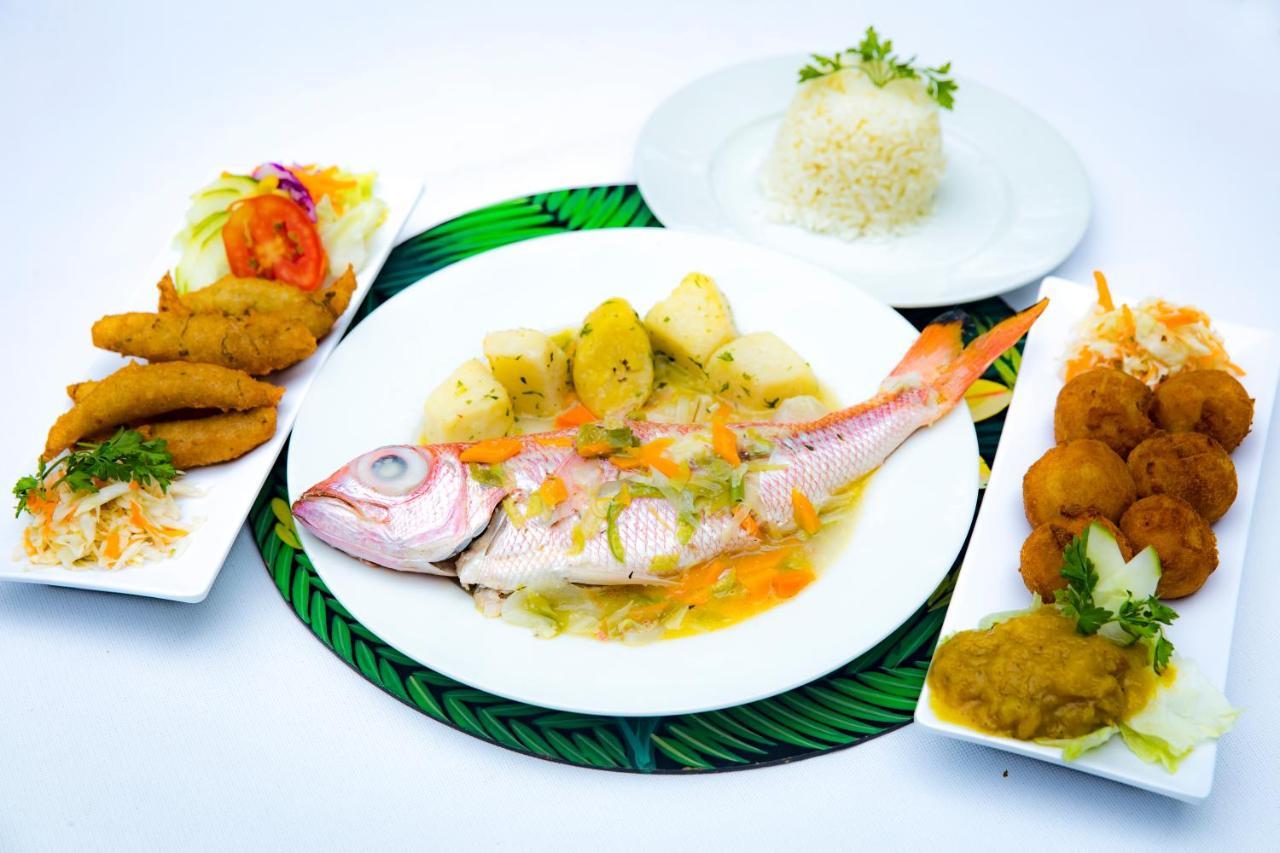 Hotel Restaurant Cyvadier Plage Jacmel Kültér fotó