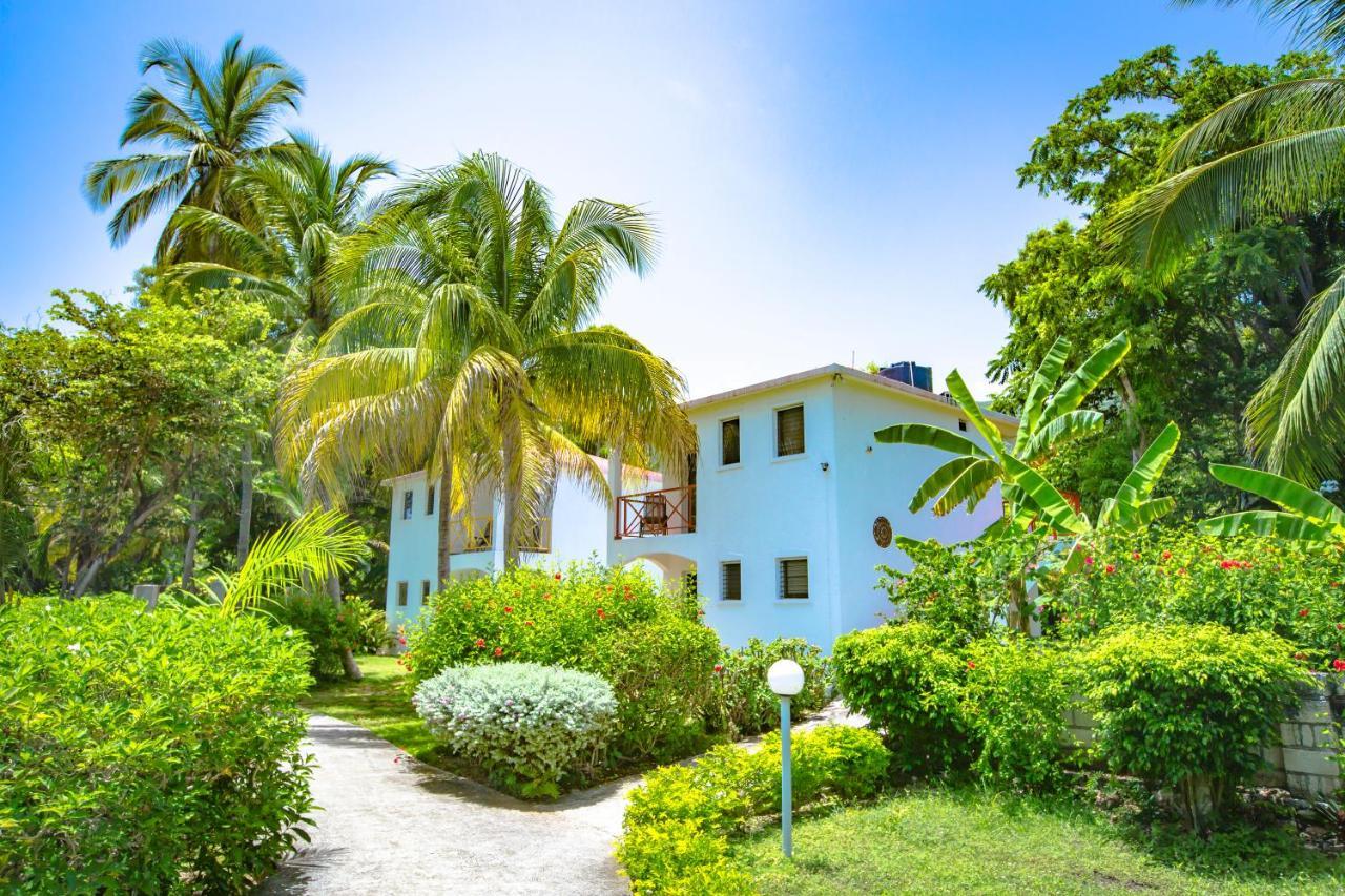 Hotel Restaurant Cyvadier Plage Jacmel Kültér fotó