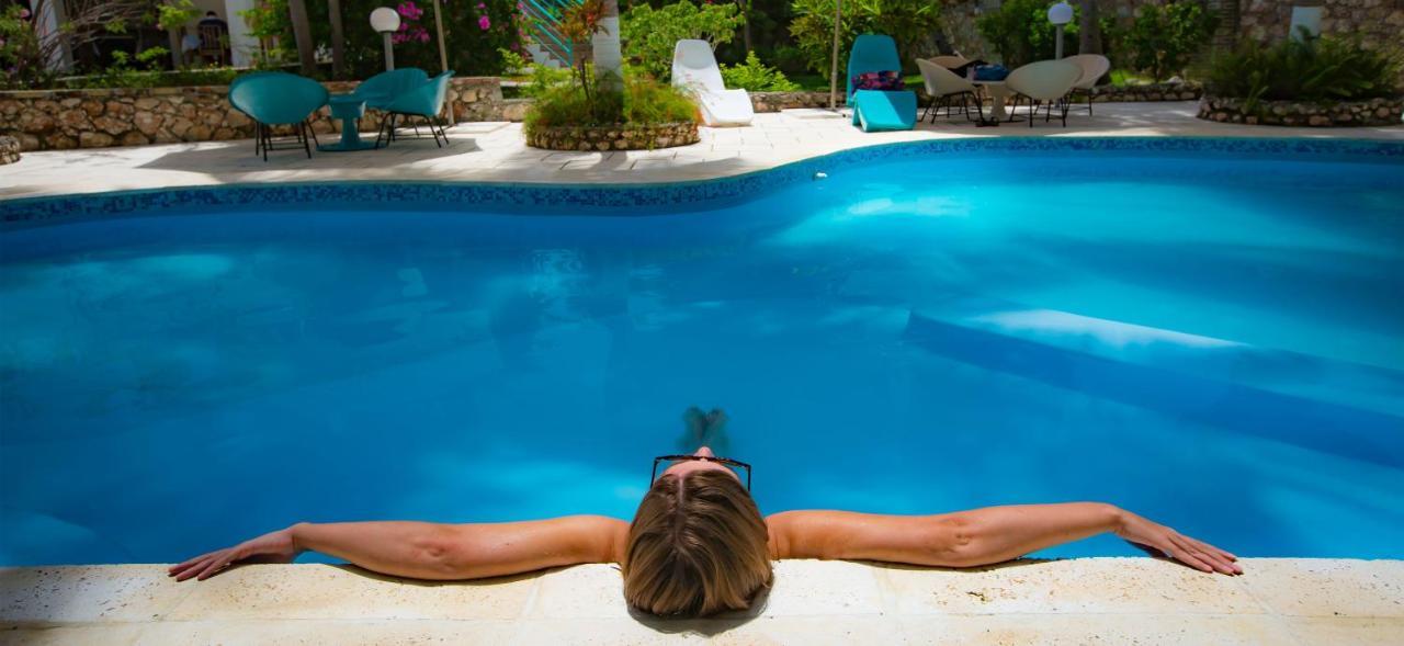 Hotel Restaurant Cyvadier Plage Jacmel Kültér fotó