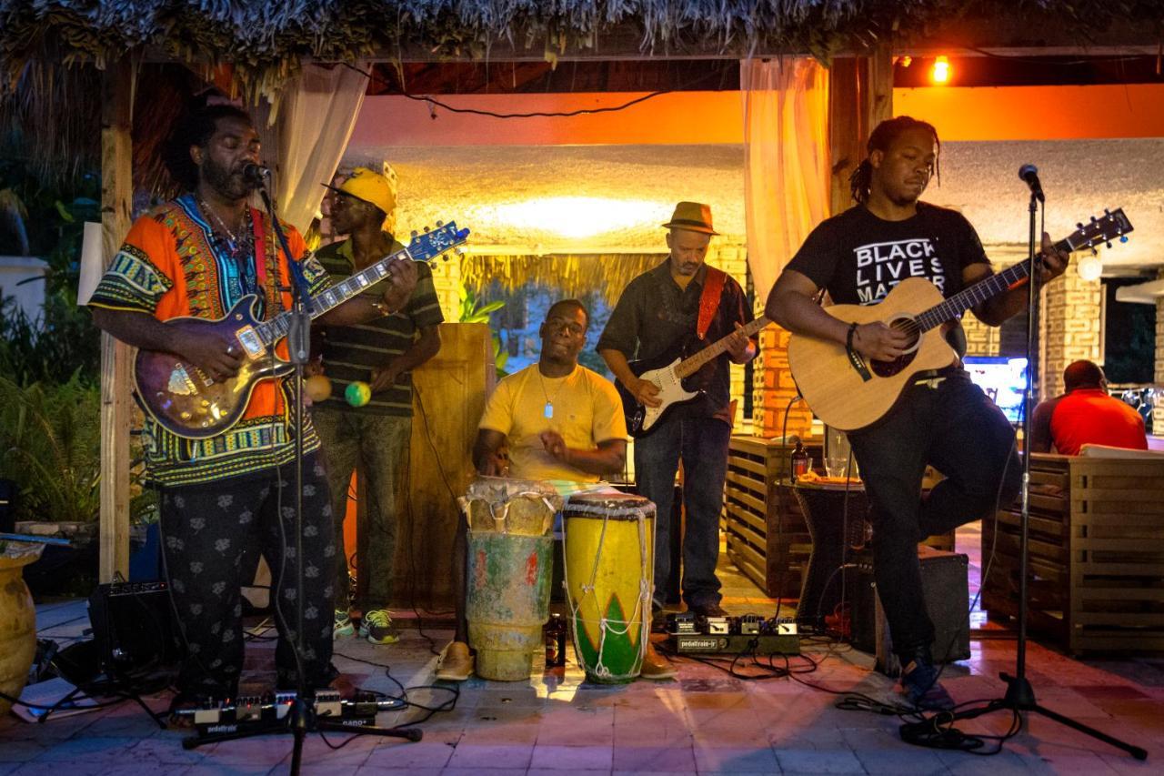Hotel Restaurant Cyvadier Plage Jacmel Kültér fotó