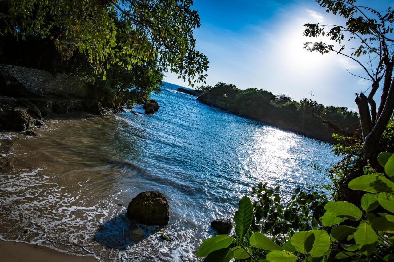 Hotel Restaurant Cyvadier Plage Jacmel Kültér fotó