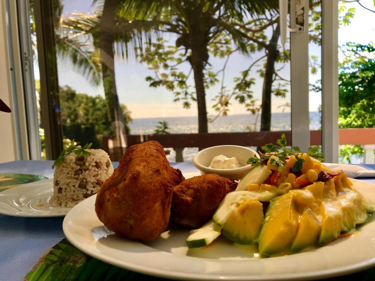Hotel Restaurant Cyvadier Plage Jacmel Kültér fotó